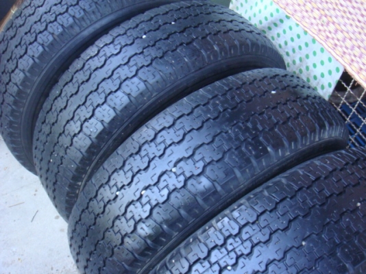 ขายยาง Bridgestone 245/70/16 ปี 07   Dueler