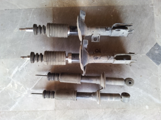 โช้ค lancer EX 1.8