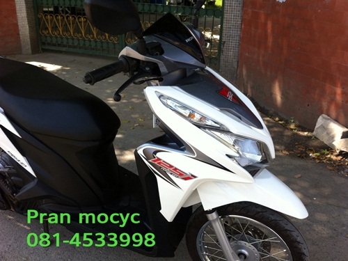 ขายHONDA CLICKสีขาวเทาปี2555 ขายHONDA CLICKสีขาวเทาปี2555