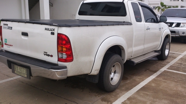 TOYOTA VIGO 2.7VVTI MT J SMART CAB ถูก ดี พร้อมใช้