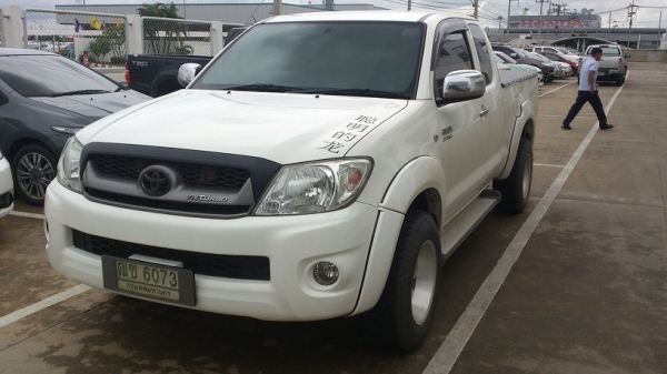 TOYOTA VIGO 2.7VVTI MT J SMART CAB ถูก ดี พร้อมใช้