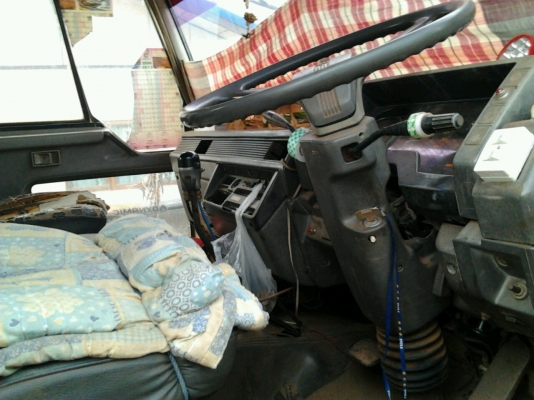 MITSUBISHI FUSO FN527 TD - 195 HP 6D16 Serial 2144 สิบล้อ 2 เพลา เพลาบุ๋มเบรคใหญ่ กระบะดั๊มพ์เหล็ก KAC โคราช หัวเก๋งตาเหลี่ยมสวยดีภายในคอนโซลเรือนไมล์อยู่ครบพร้อม แอร์เย็น พวงมาลัยเพาเวอร์ เบรคทริ๊ปฟี้ครบครัน มีระบบลากพ่วงครบพร้อมใช้งาน เอกสารทะเบียนครบพร MITSUBISHI FUSO FN527 TD - 195 HP 6D16 Serial 2144 สิบล้อ 2 เพลา เพลาบุ๋มเบรคใหญ่ กระบะดั๊มพ์เหล็ก KAC โคราช หัวเก๋งตาเหลี่ยมสวยดีภายในคอนโซลเรือนไมล์อยู่ครบพร้อม แอร์เย็น พวงมาลัยเพาเวอร์ เบรคทริ๊ปฟี้ครบครัน มีระบบลากพ่วงครบพร้อมใช้งาน เอกสารทะเบียนครบพร