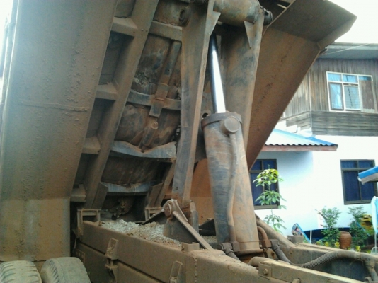 MITSUBISHI FUSO FN527 TD - 195 HP 6D16 Serial 2144 สิบล้อ 2 เพลา เพลาบุ๋มเบรคใหญ่ กระบะดั๊มพ์เหล็ก KAC โคราช หัวเก๋งตาเหลี่ยมสวยดีภายในคอนโซลเรือนไมล์อยู่ครบพร้อม แอร์เย็น พวงมาลัยเพาเวอร์ เบรคทริ๊ปฟี้ครบครัน มีระบบลากพ่วงครบพร้อมใช้งาน เอกสารทะเบียนครบพร MITSUBISHI FUSO FN527 TD - 195 HP 6D16 Serial 2144 สิบล้อ 2 เพลา เพลาบุ๋มเบรคใหญ่ กระบะดั๊มพ์เหล็ก KAC โคราช หัวเก๋งตาเหลี่ยมสวยดีภายในคอนโซลเรือนไมล์อยู่ครบพร้อม แอร์เย็น พวงมาลัยเพาเวอร์ เบรคทริ๊ปฟี้ครบครัน มีระบบลากพ่วงครบพร้อมใช้งาน เอกสารทะเบียนครบพร