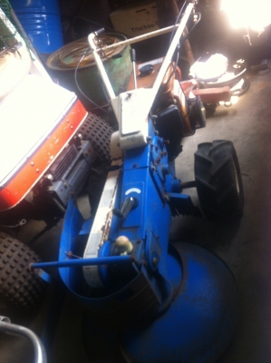 ขายรถตัดหญ้าแบบเดินตาม