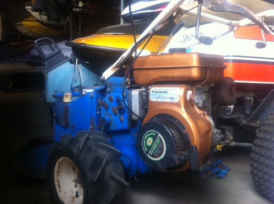 ขายรถตัดหญ้าแบบเดินตาม ขายรถตัดหญ้าแบบเดินตาม