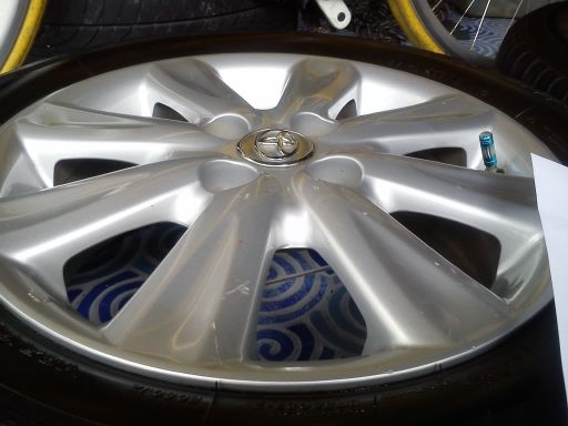 ล้อแม็ก Toyota vios ขอบ15-4-100 พร้อมยางบริดสโตน 4วง8,500 บาท