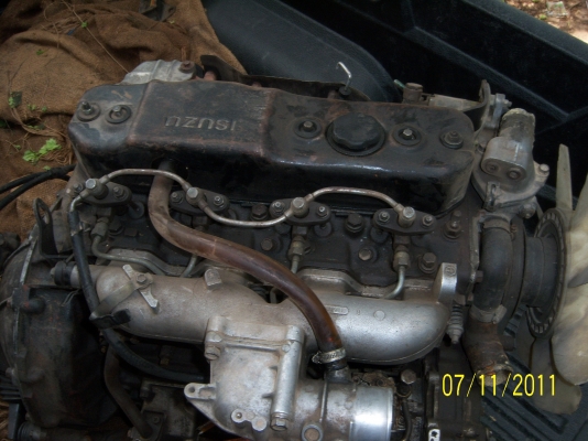 เครื่องอีสุ  4BE1   110  แรง เช็คสภาพพร้อมใช้งานได้เลย