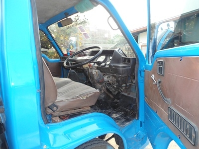 ขายรถ6ล้อ isuzu cheetah ยาว5เมตร50 ทำสีมาใหม่