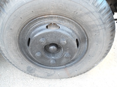 ขายรถ6ล้อ isuzu cheetah ยาว5เมตร50 ทำสีมาใหม่