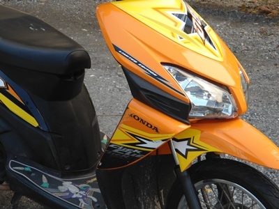 ขายรถจักรยานยนต์honda click สภาพเดิมๆ