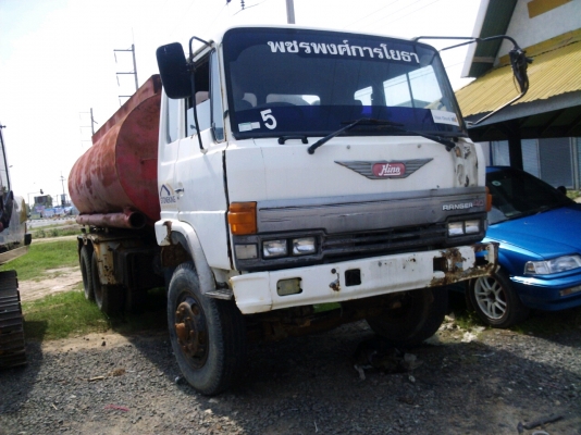 ขายรถบรรทุก10ล้อ1เพลา ไม่มีเอกสาร