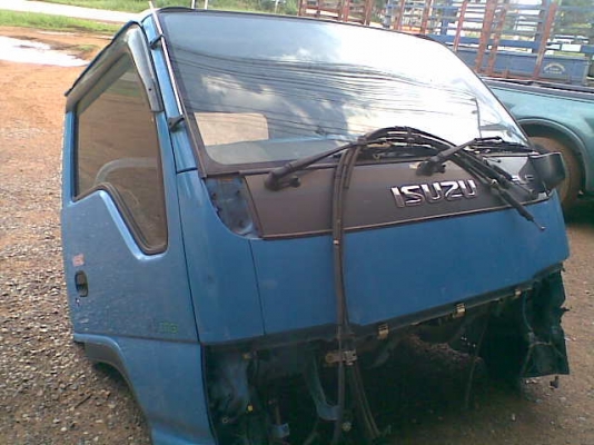 ขายหัวเก๋งอีซูซุ NKR การ์ตูน( หัวเตี้ย ) หัวเก๋งสภาพดีจากญี่ปุ่น อุปกรณ์ครบ