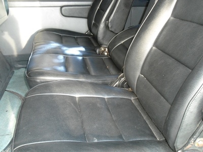 ขายรถตู้หัวจรวด 12 ที่นั่ง ปี1996 รถเดิมๆ สภาพดี ราคาต่อรองได้ ขายรถตู้หัวจรวด 12 ที่นั่ง ปี1996 รถเดิมๆ สภาพดี ราคาต่อรองได้