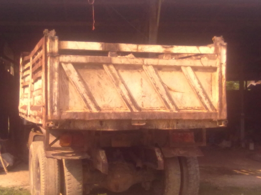 ขายกระบะดั้ม สิบล้อ พร้อมชุดดั้มครับ