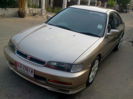 ขายhonda accord 2.2วีเทค  ออโต้ ไฟฟ้า รถไม่เคยติดแก๊ส สีเต็ม พร้อมใช้งานไฟท้าน2ก้อน