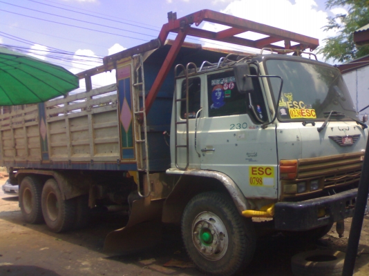 ขาย FM187LA เครื่อง6Cโบว์ 2เพลาดั๊มสภาพสวยมากๆๆ ขาย FM187LA เครื่อง6Cโบว์ 2เพลาดั๊มสภาพสวยมากๆๆ