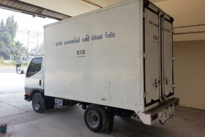 Mitsubishi Fuso GUT 4 ล้อ (รถห้าง) จดตู้บรรทุก