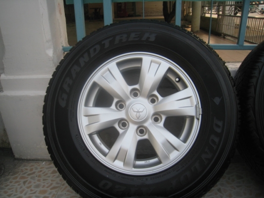 ขายล้อแม็ก Mitsubishi triton 16"x7" et38 6รู139 +ยางปี1912 (081-3747940)