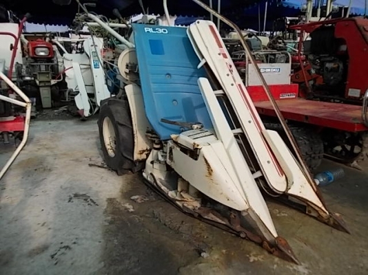 รหัส:12000857รถเกี่ยวข้าวเดินตามเครื่องKF34Gขนาด2.3PS.คล่องตัวสภาพสวยเกี่ยวง่ายwww.nihonmono.com