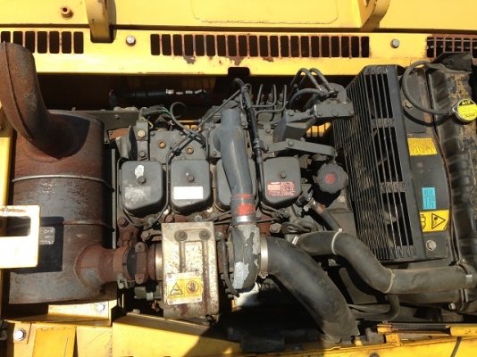 รถแบคโฮ KOMATSU PC130-6 รถแบคโฮ KOMATSU PC130-6