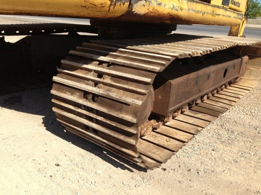 รถแบคโฮ KOMATSU PC130-6