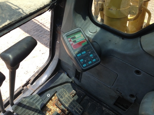 รถแบคโฮ KOMATSU PC130-6 รถแบคโฮ KOMATSU PC130-6