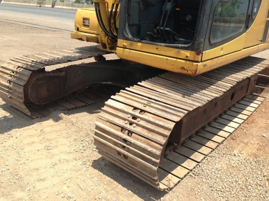 รถแบคโฮ KOMATSU PC130-6 รถแบคโฮ KOMATSU PC130-6