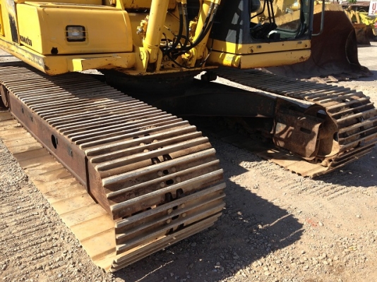 รถแบคโฮ KOMATSU PC130-6 รถแบคโฮ KOMATSU PC130-6