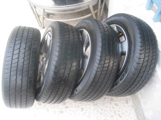 ขายล้อแม็ก Honda civic 5ก้าน 15"x6" et45 4รู100 +ยางปี10 (081-3747940)