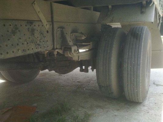 รถอิซูซุ 6 ล้อ NPR 150 แรงม้า ปี 54  วิ่ง 11x,xxx กว่าโล  สนใจติดต่อ 081 - 6079515