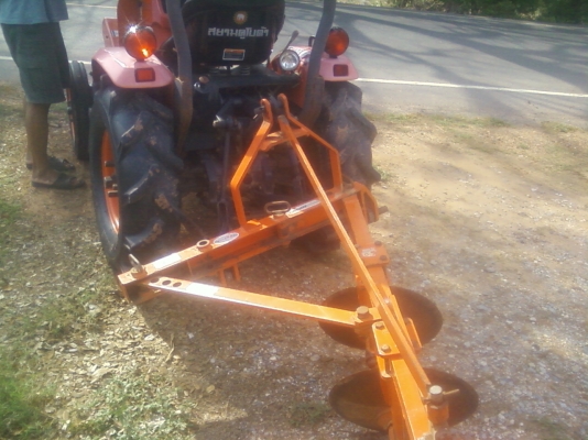 ขาย  KUBOTA  นั้งขับ  RT 140 HP