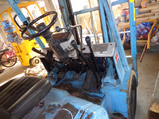 ขายรถยก TOYOTA  5 FG 20 ติดต่อคุณยุทธิ์ โทร. 081-9870866 คณจิ๊ด โทร. 089-7949488