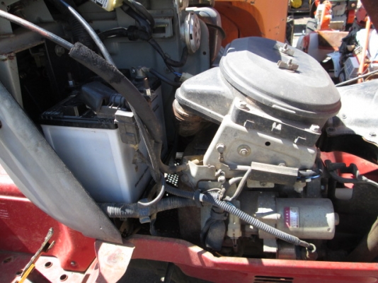 รหัส:13001173รถพรวนดินนั่งขับเครื่องยนต์เบนซิลGC05ขนาด11PS.สภาพสวยพร้อมโรตารี่สามารถถอดเข้าออกได้