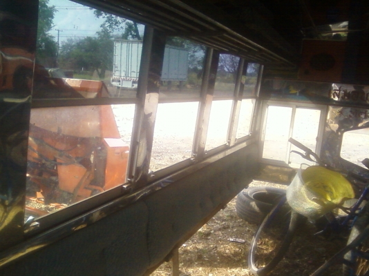 หลังคารถโดยสาร  ยาว 4.30 เมตร