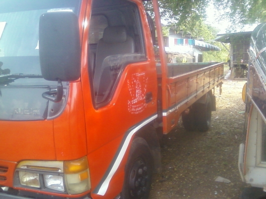 ขาย  หกล้อ NPR 120  HP  ฝาขาว