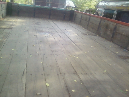 ขาย  หกล้อ NPR 120  HP  ฝาขาว