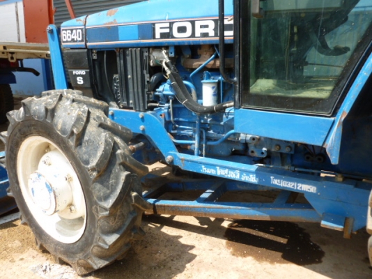 แสงฟ้าเต้นรถ///จำหน่ายรถไถ2เพลา FORD-6640 ฮอนแลน เกียร์ธรรมดา พร้อมเล่มทะเบียน