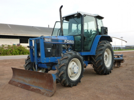 แสงฟ้าเต้นรถ///จำหน่ายรถไถ2เพลา FORD-6640 ฮอนแลน เกียร์ธรรมดา พร้อมเล่มทะเบียน