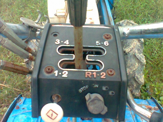 ขายรถไถเดินตามISEKIเบนซิน6แรงรุ่นKS652