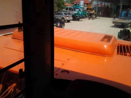 HITACHI EX200-2 รถสวยจี๊ดจ๊าด เก่าญี่ปุ่นแท้ พร้อมใช้งานสุดขีด มีใบอินวอยล์ พร้อม.