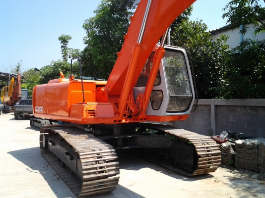 HITACHI EX200-2 รถสวยจี๊ดจ๊าด เก่าญี่ปุ่นแท้ พร้อมใช้งานสุดขีด มีใบอินวอยล์ พร้อม.