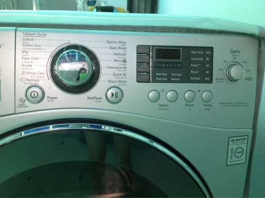ขายด่วนถูกๆเครื่องซักผ้าฝาหน้า LG รุ่น WD-14085TDS มีของแถม ต่อรองราคาได้ 13000