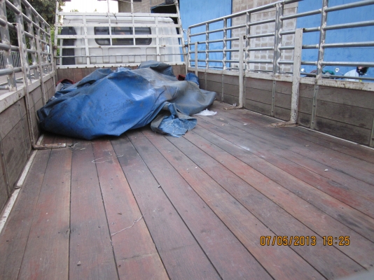 ขายกระบะรถ 6 ล้อ ISUZU NPR ยาว 5 เมตร