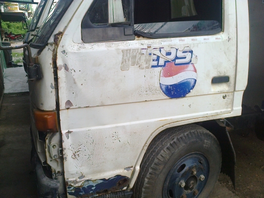 6ล้อตู้แห้ง2คัน 110แรงและ115แรงราคา230000และ290000บ. 6ล้อตู้แห้ง2คัน 110แรงและ115แรงราคา230000และ290000บ.