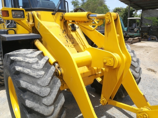 ขาย รถตักล้อยาง KOMATSU WA150-3 เครื่อง 6สูบ นำเข้าจากญี่ปุ่น โทร.090-986-2521 อ๊อบ