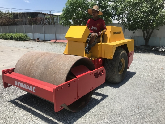 ขายรถบดสั่นสเทือนDYNAPACรถนอกนำเข้าไม่เคยใช้งานในไทย หน้าเหล็กหลังยาง เอวอ่อน สภาพดีพร้อมใช้งาน มีให้เลือกหลายคันหลายขนาด0818302909จิรโรจน์ Line: jiraroj2909