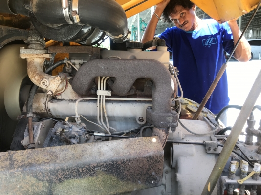 ขายรถบดสั่นสเทือนDYNAPACรถนอกนำเข้าไม่เคยใช้งานในไทย หน้าเหล็กหลังยาง เอวอ่อน สภาพดีพร้อมใช้งาน มีให้เลือกหลายคันหลายขนาด0818302909จิรโรจน์ Line: jiraroj2909