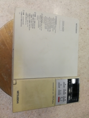 ขายอินเวอร์เตอร์มิตซู 3แรง 2.2kw