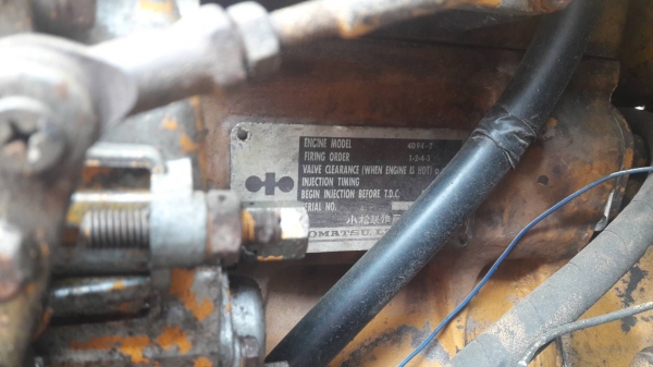 รถตักล้อยาง507 KOMATSU เอวอ่อน สภาพดี รถพร้อมใช้งาน (ไม่ใช่รถที่เขาทิ้งแล้ว)นะครับ