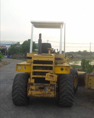 รถตักล้อยาง507 KOMATSU เอวอ่อน สภาพดี รถพร้อมใช้งาน (ไม่ใช่รถที่เขาทิ้งแล้ว)นะครับ